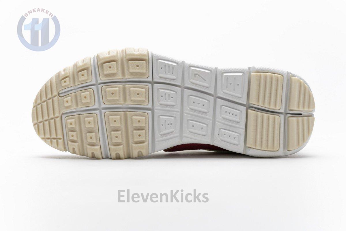 AA2261-100 Nike Mars Yard 2.0“Tom Sachs”