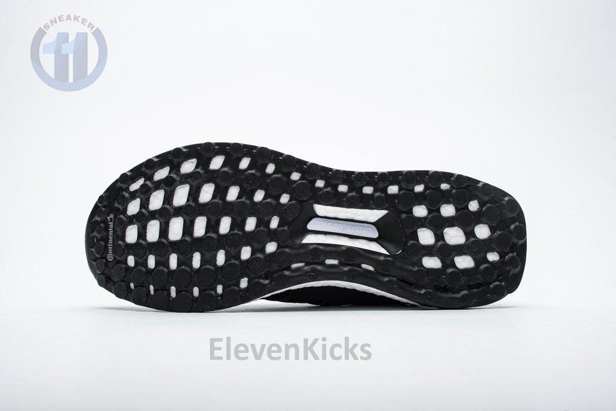 Ultra Boost 4.0 “Black/White”EH1422