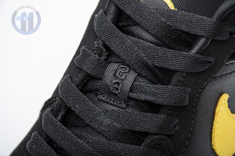 Air Jordan 1 Low Black Gold 553558-071