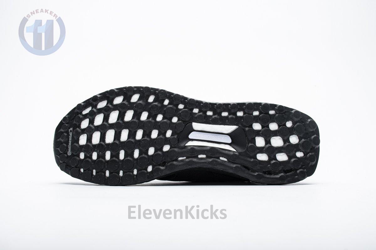 Ultra Boost 4.0 “Black”EH1420